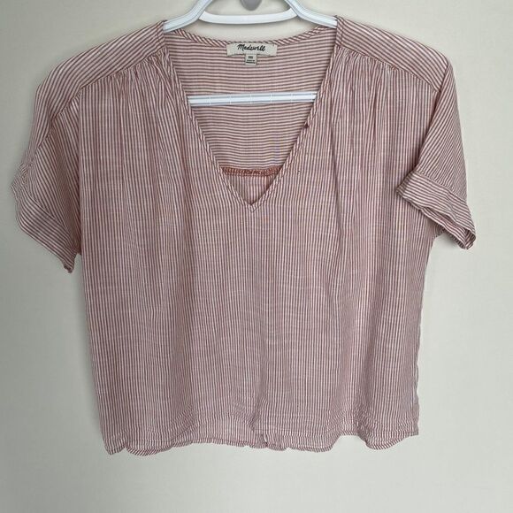 Madewell V-Neck Button-Back Top in Stripe - Picture 4 of 10